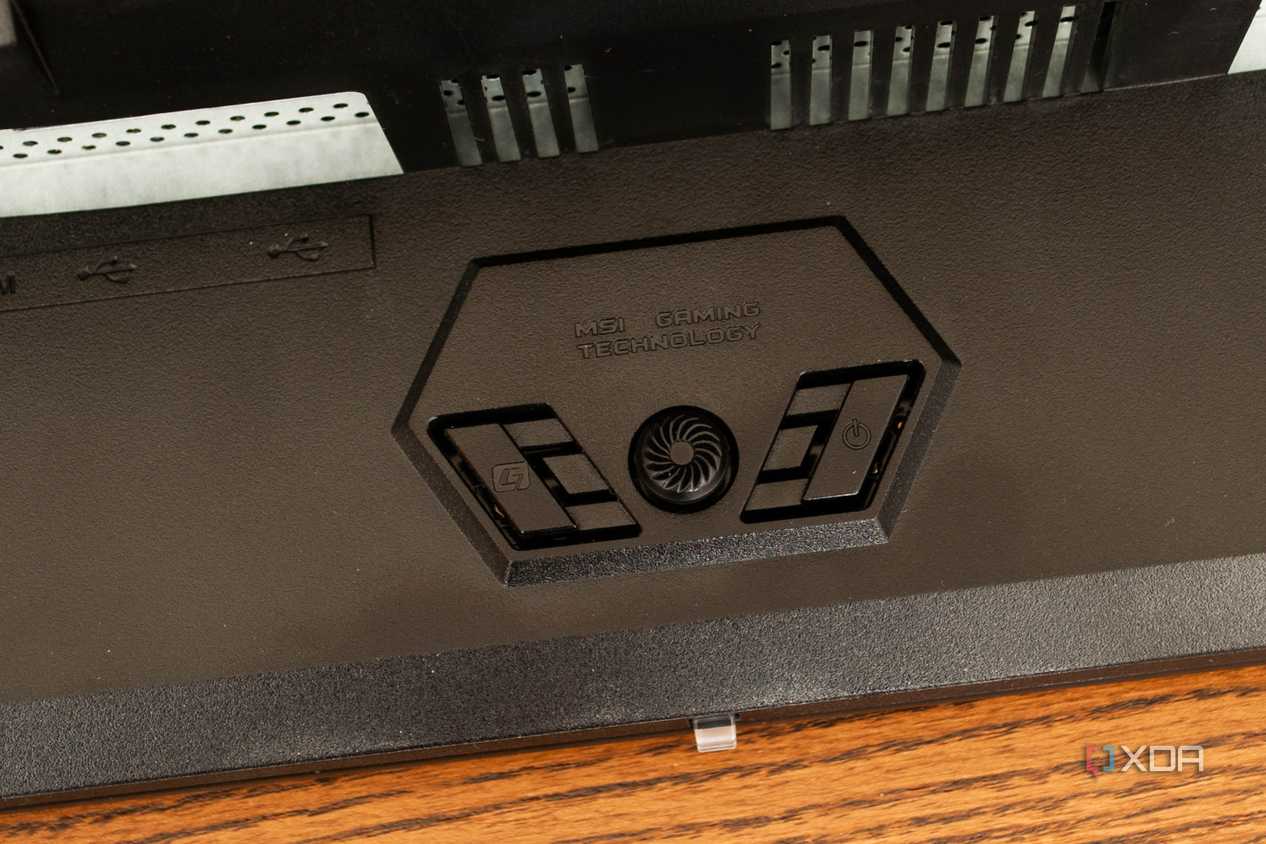 MSI-272URX-QD-OLED-control-button