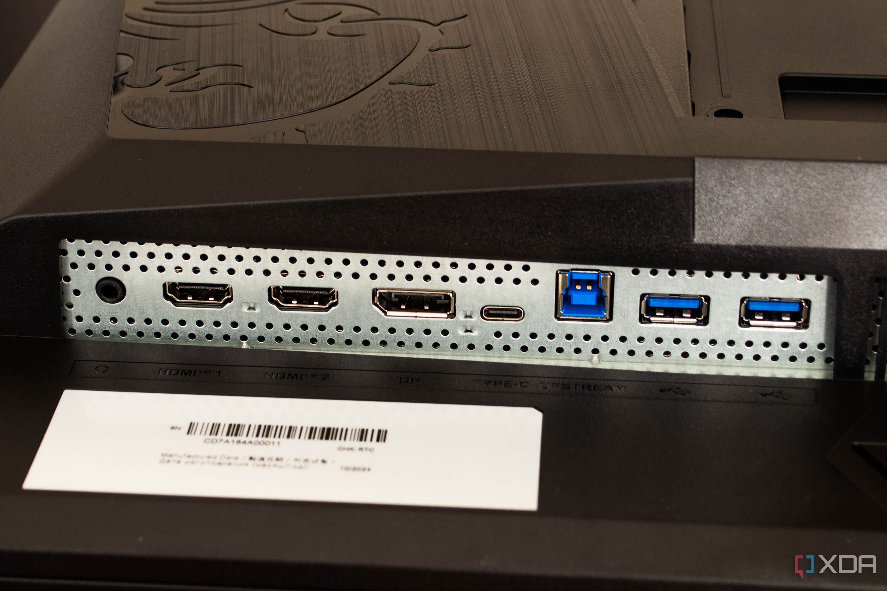 MSI-272URX-QD-OLED-ports