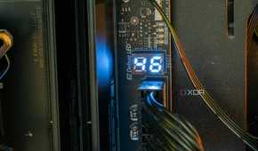 MSI-MAG-X870E-Tomahawk-debug-digi