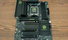 MSI-MAG-X870E-Tomahawk-Wifi-full-board