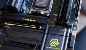 MSI-MAG-X870E-Tomahawk-Wifi-PCIE-ez2