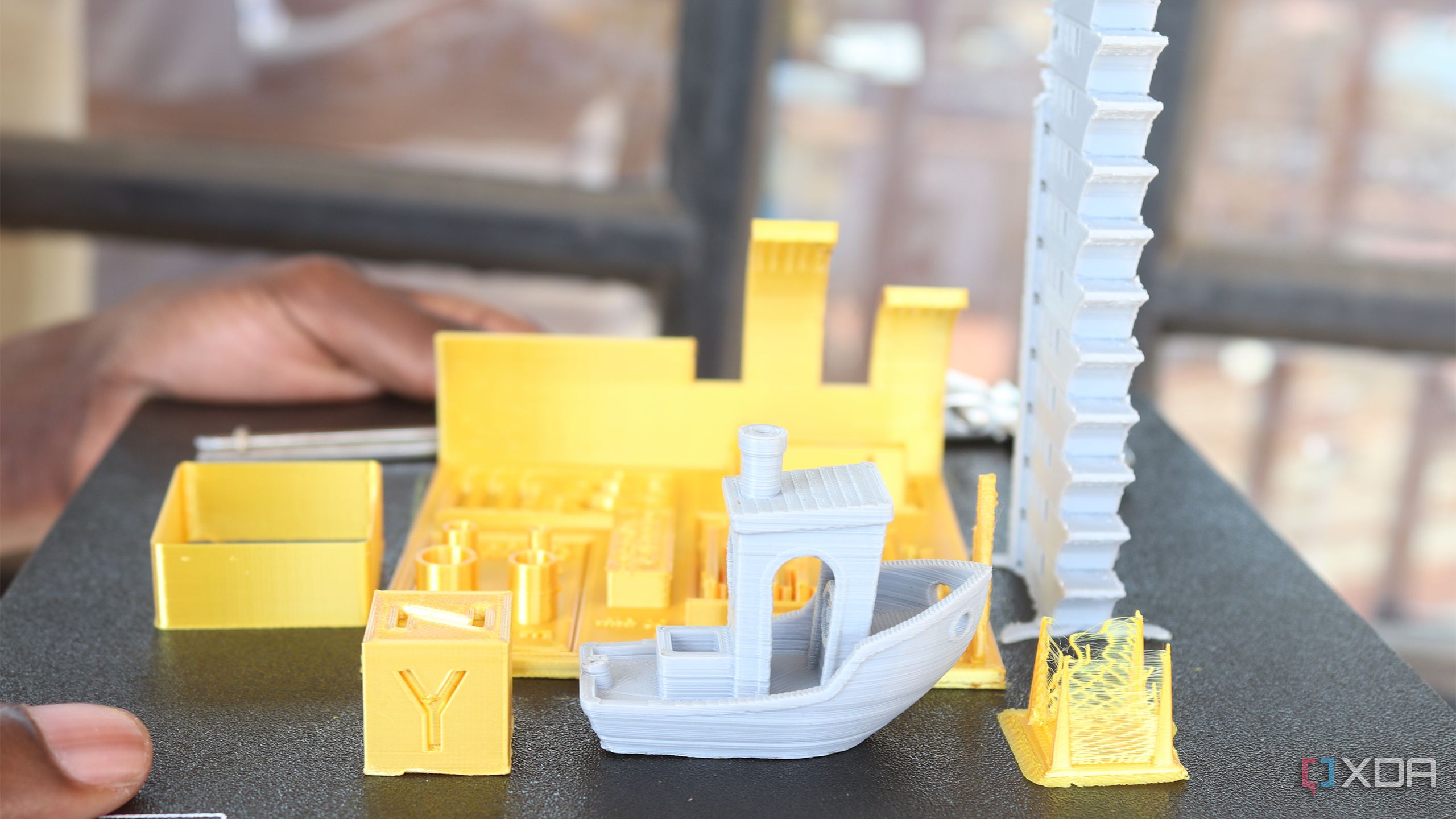 Test prints on a bed