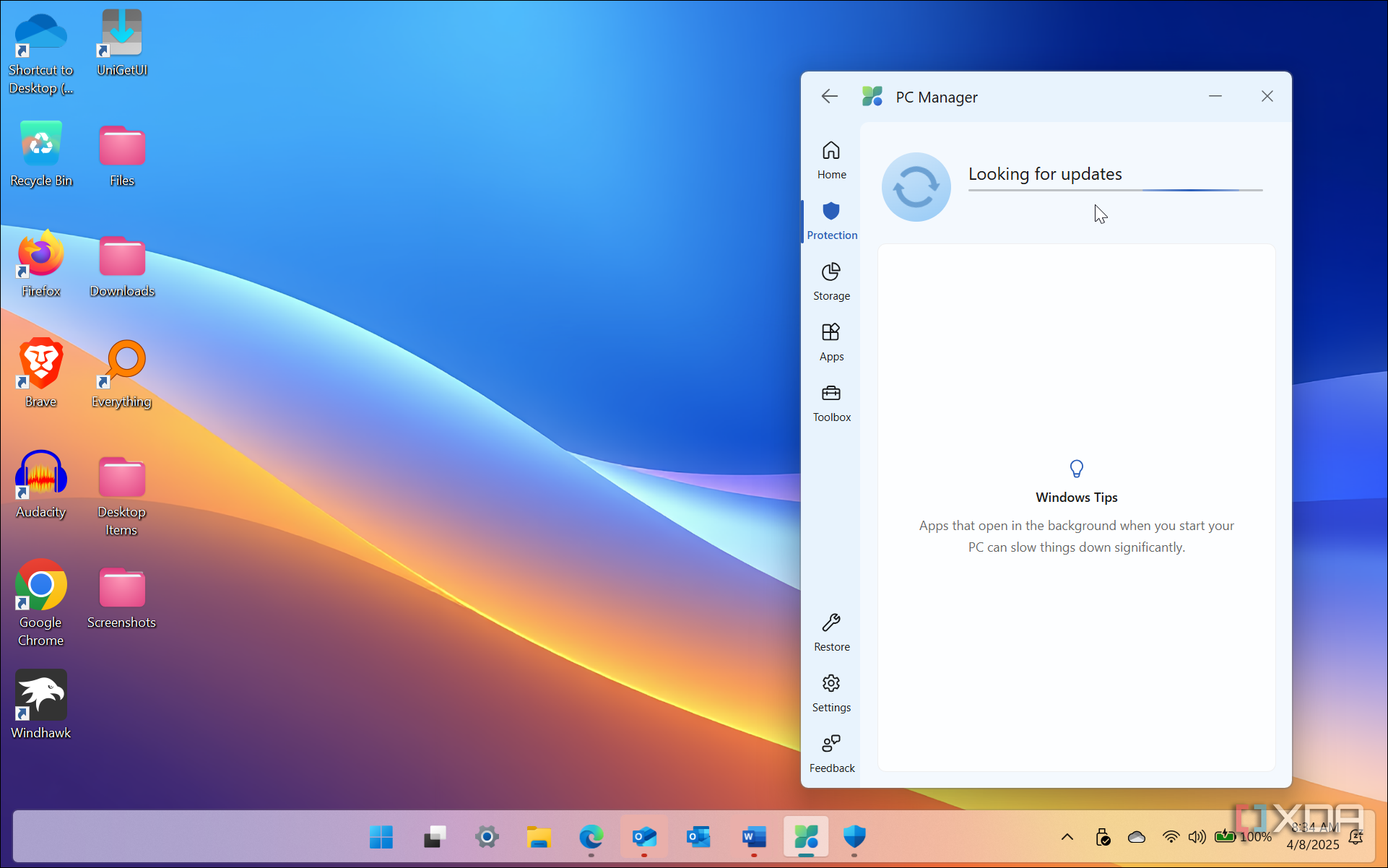 Shows PC Manager checking for Windows updates