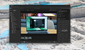 Screenshot of Adobe lightroom on Windows 11 with a menu showing that syncing is paused