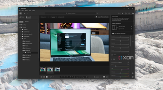 Screenshot of Adobe lightroom on Windows 11 with a menu showing that syncing is paused