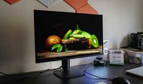 An HDR demo on the Alienware AW2725Q.
