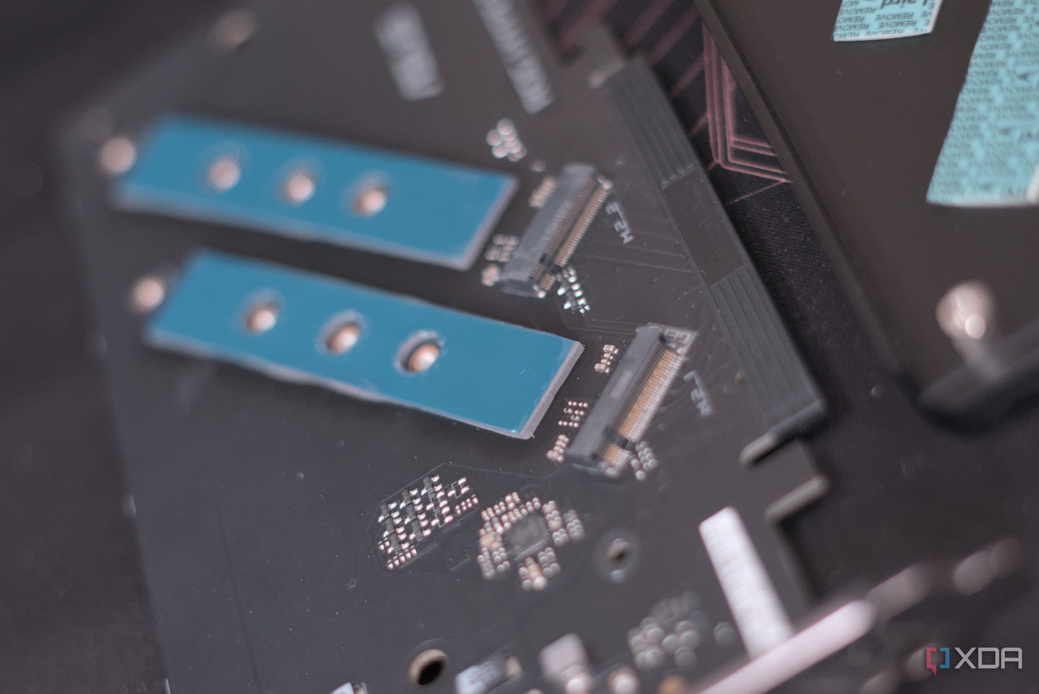 asus-m2-expansion-card-slots