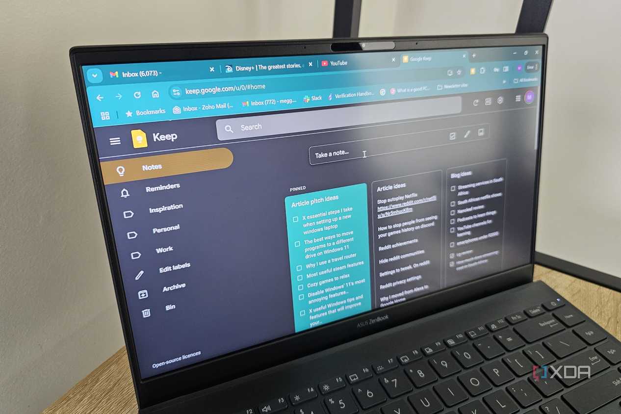 the google keep website on a laptop