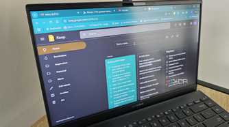 the google keep website on a laptop