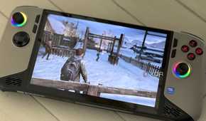 msi claw 8 ai plus playing the last of us part two