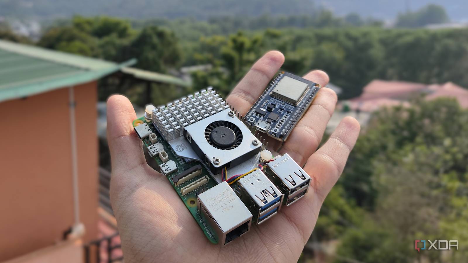 5 projects you can do for much cheaper with an ESP32 than a Raspberry Pi