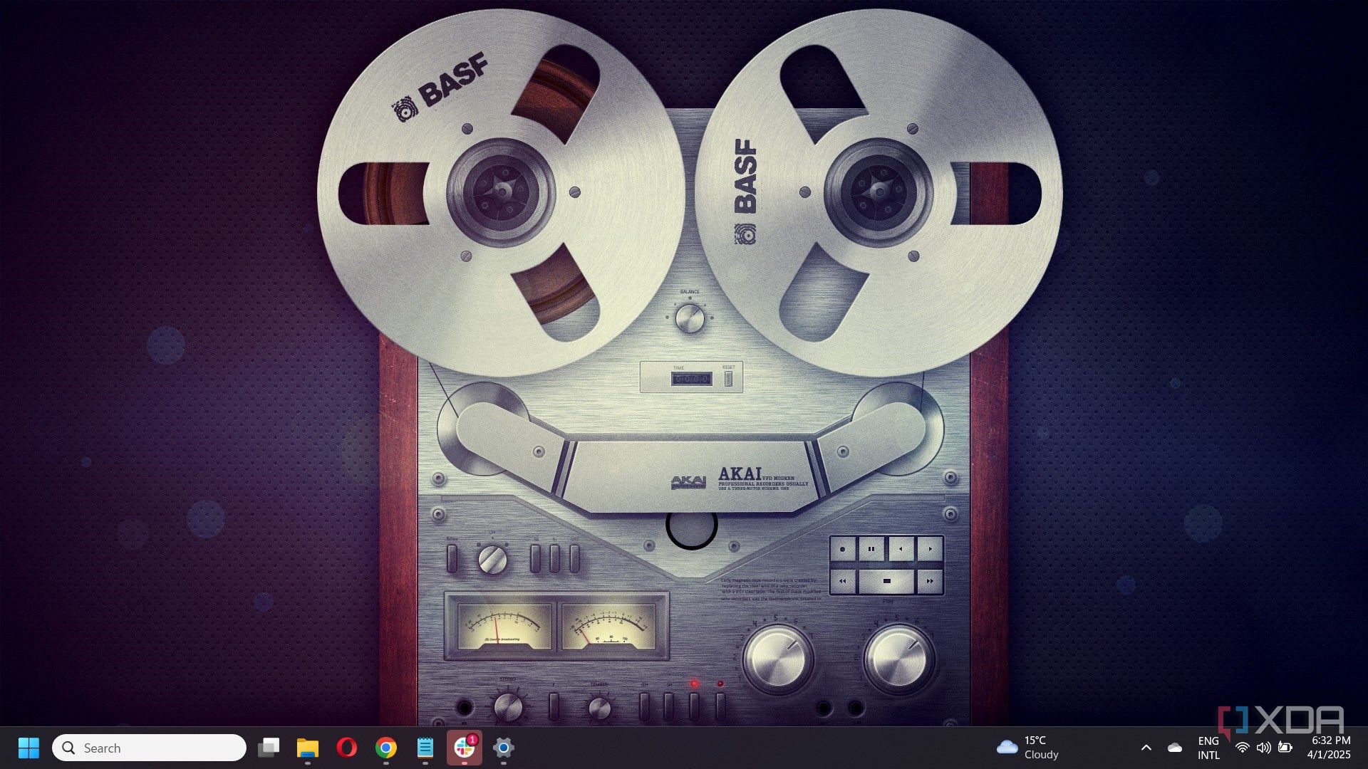 5 nostalgic Windows 11 themes anyone can install