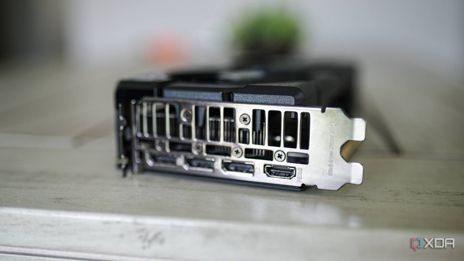 DisplayPort 2.1 is the upgrade you actually need, but your GPU won't ...