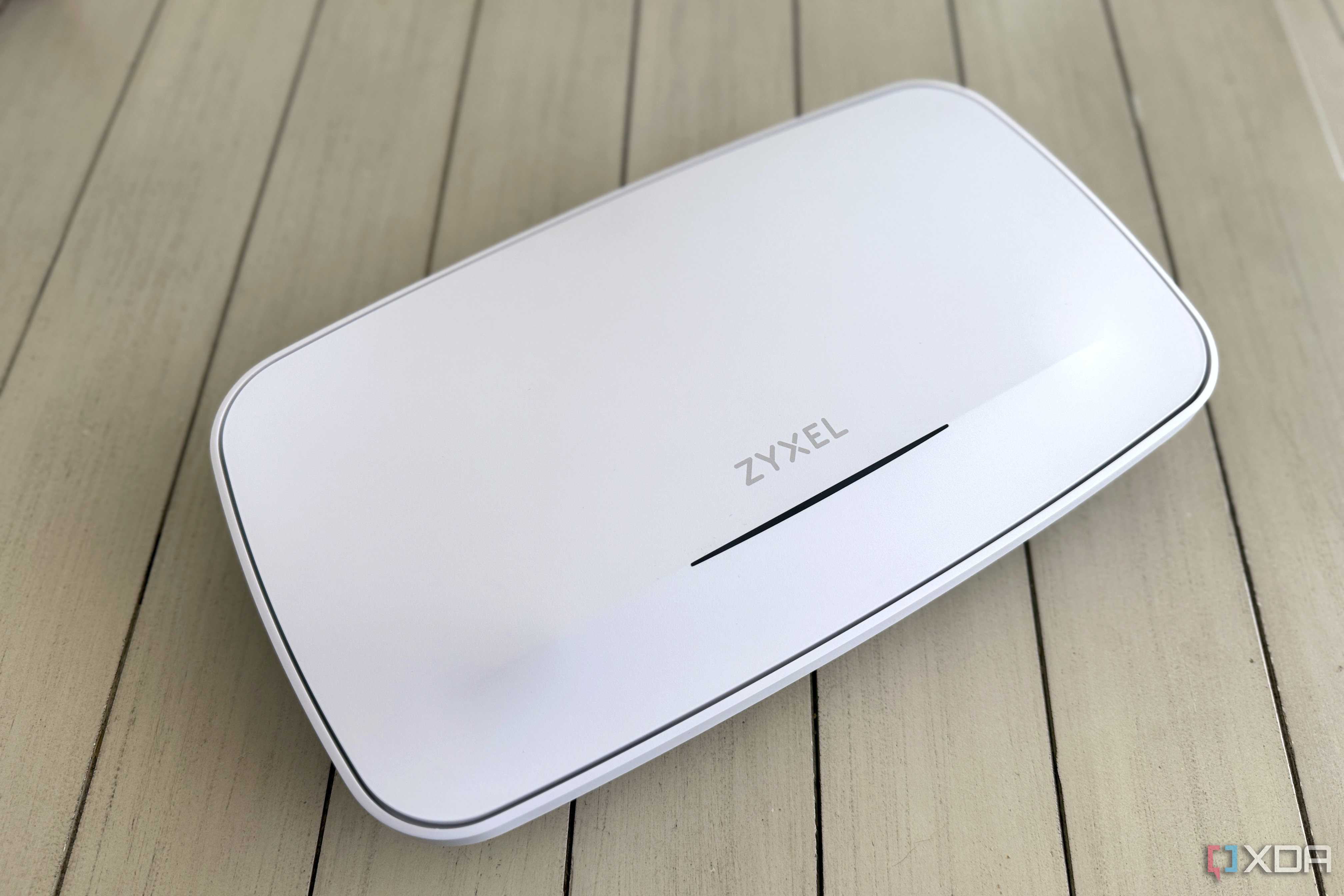 zyxel-wbe660s-front