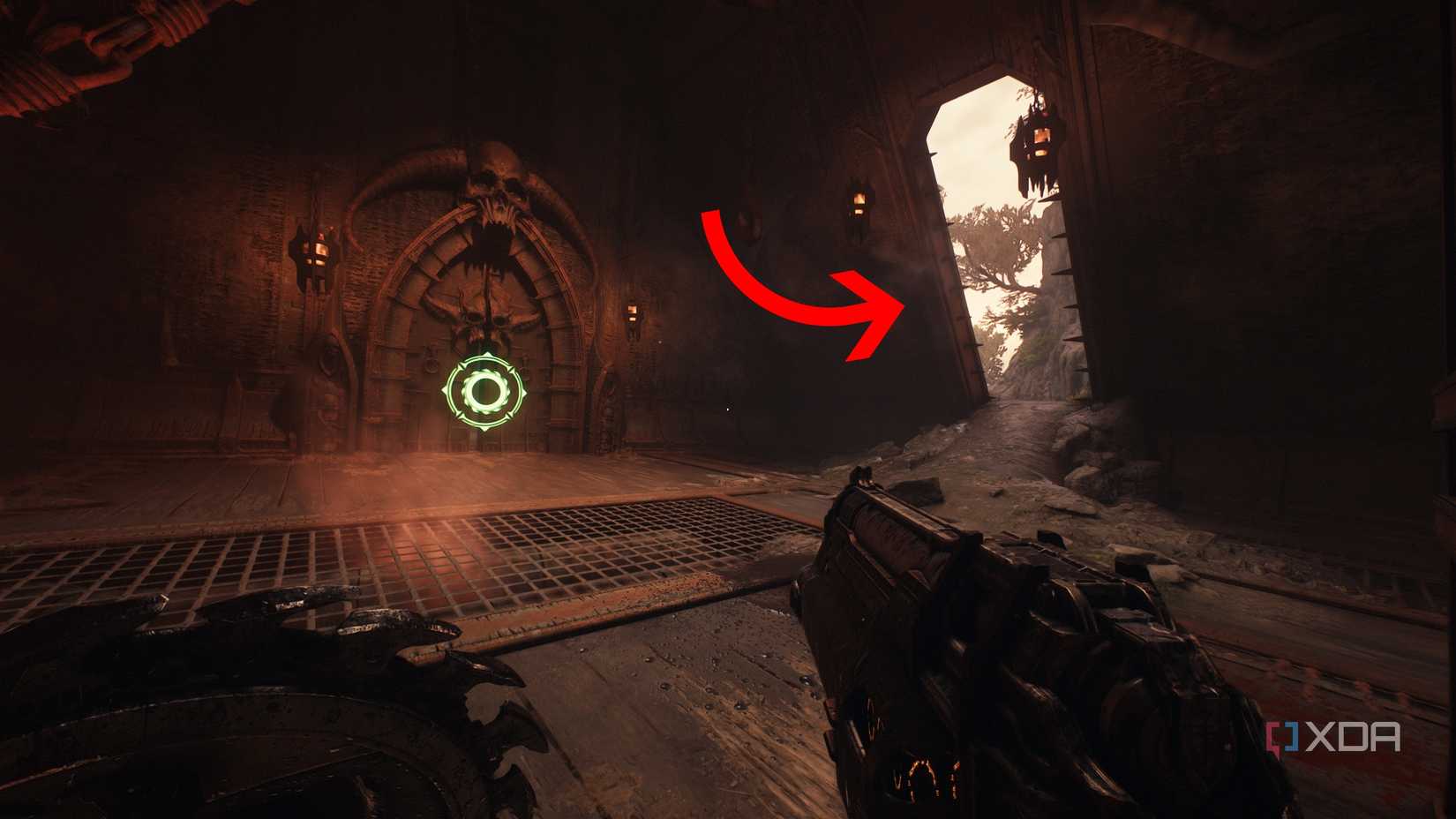 An arrow pointing outside in Doom: The Dark Ages.