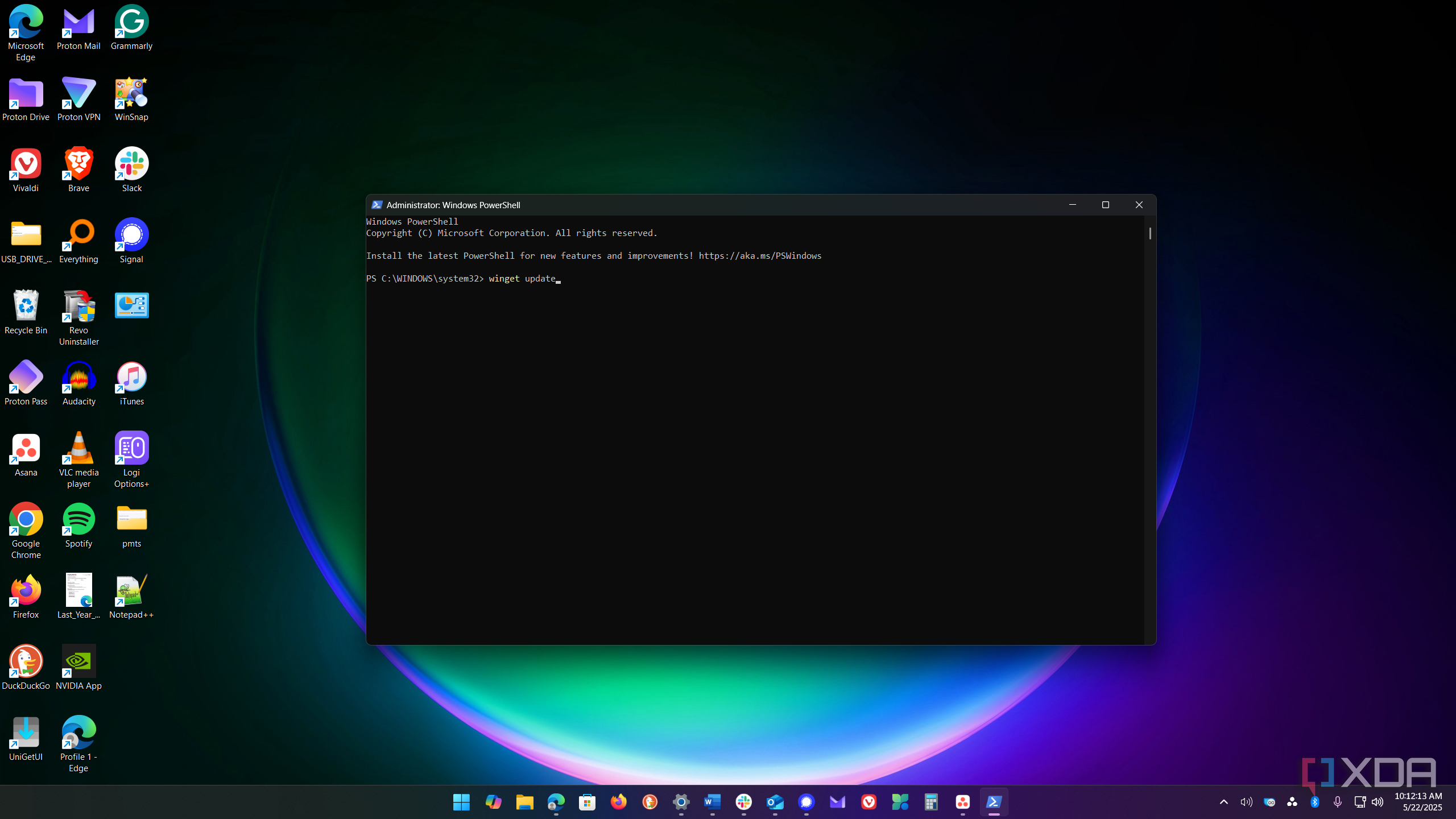 Shows winget update in PowerShell