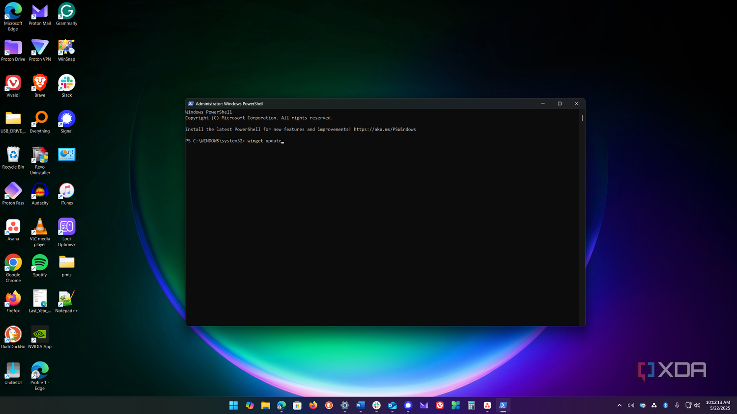 Shows winget update in PowerShell