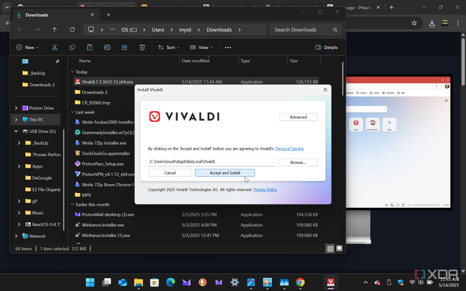 Shows installing Vivaldi web browser