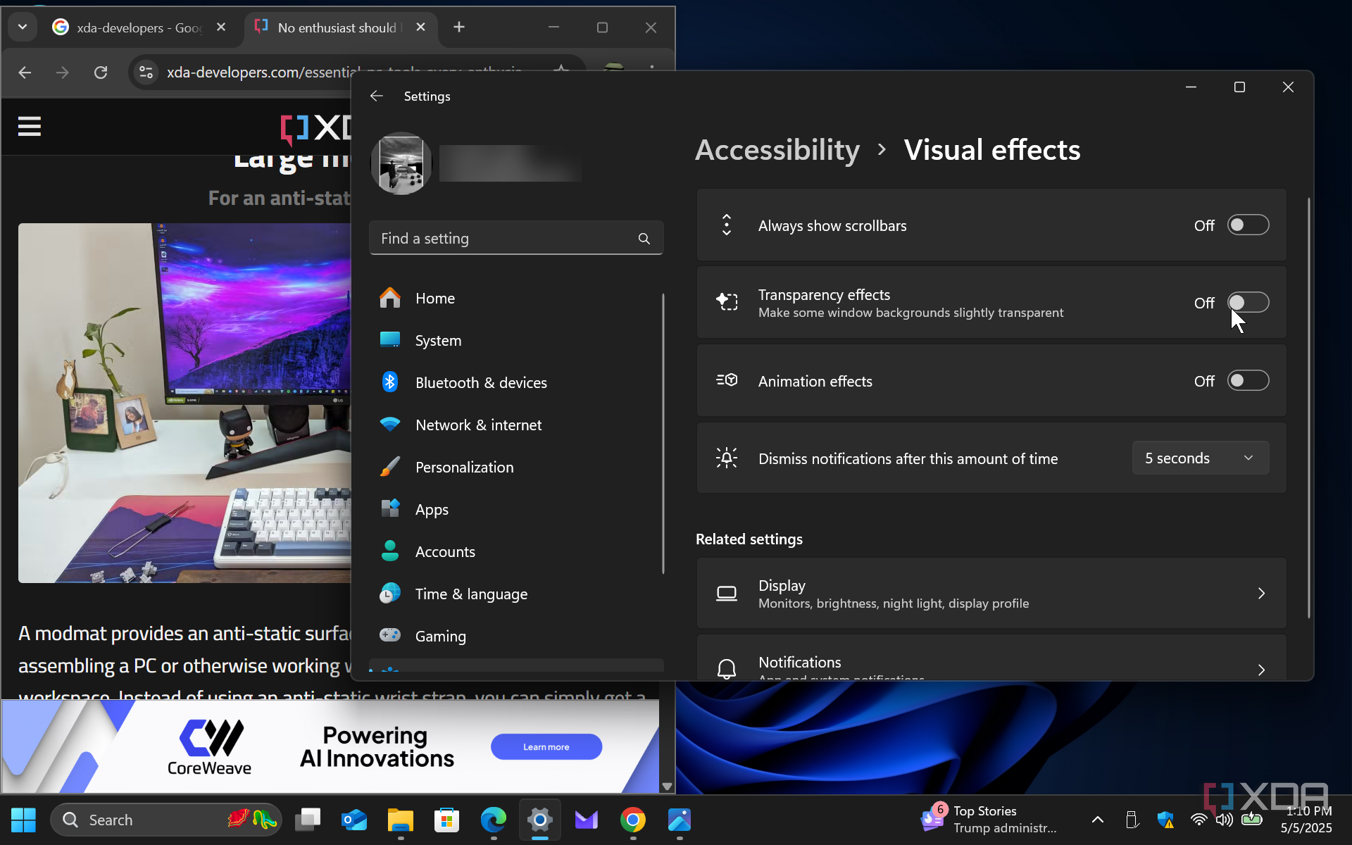 Shows turning off transparency effects on Windows 11