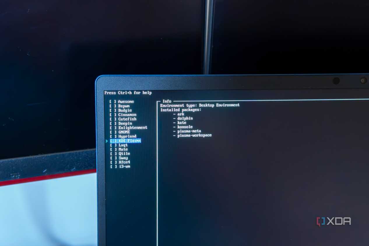 5 Linux distros that are perfect for running in a VM