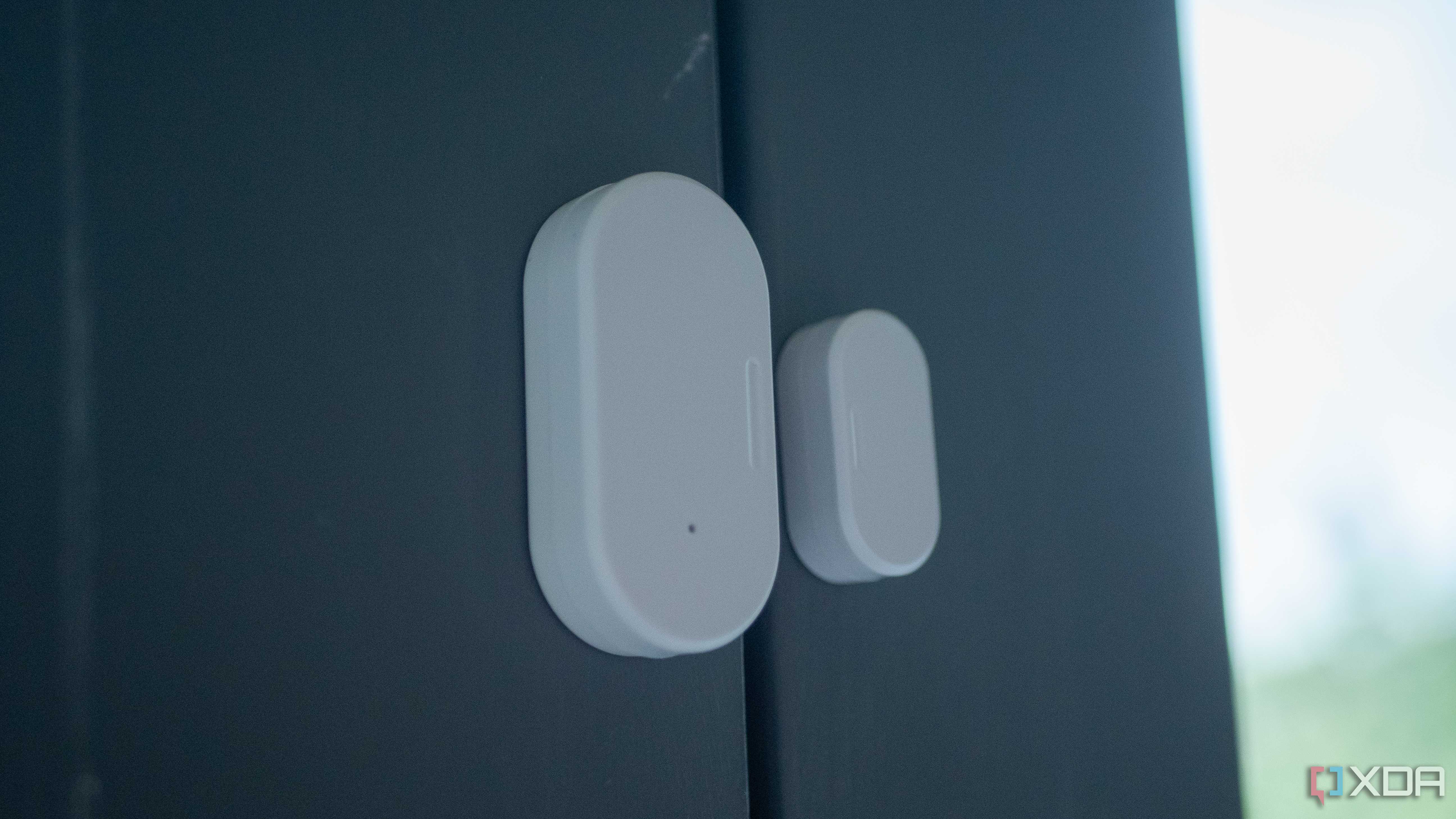 Zigbee door sensor on a balcony door