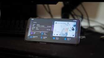 Home-Assistant-phone-dashboard-desk-feature-image