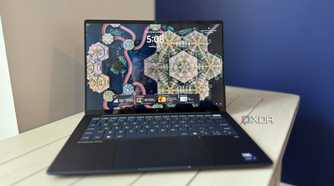 hp-elitebook-ultra-g1i-ai-centered