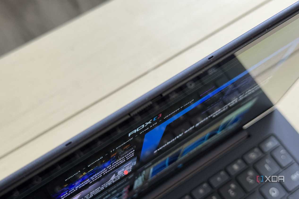 hp-elitebook-ultra-g1i-ai-edge-microphones