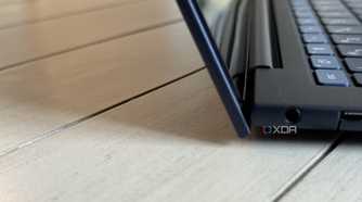 hp-elitebook-ultra-g1i-ai-hinge