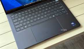 hp-elitebook-ultra-g1i-ai-keyboard-near