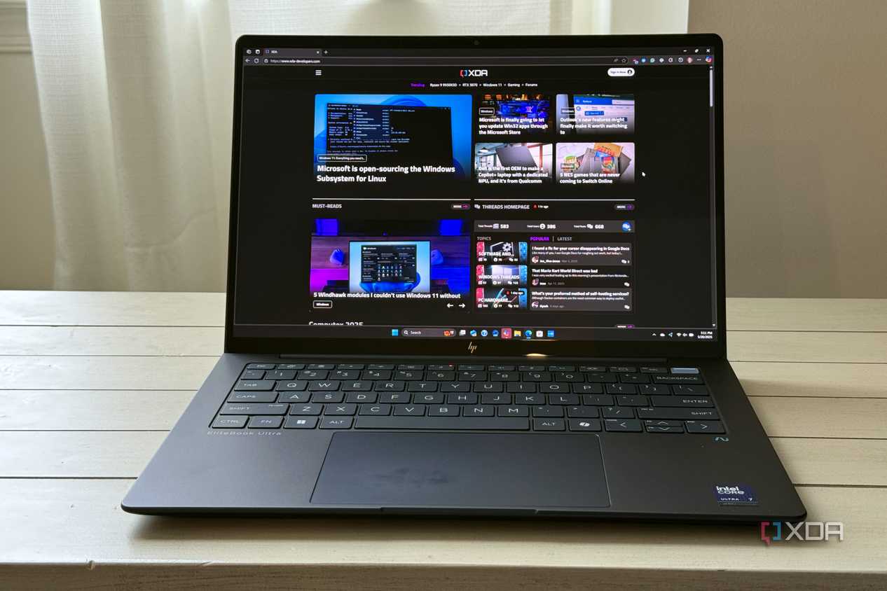 hp-elitebook-ultra-g1i-ai-open-near