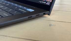 hp-elitebook-ultra-g1i-ai-right-side