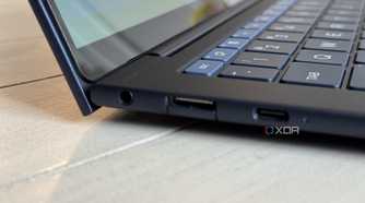 hp-elitebook-ultra-g1i-ai-usb-fold-out