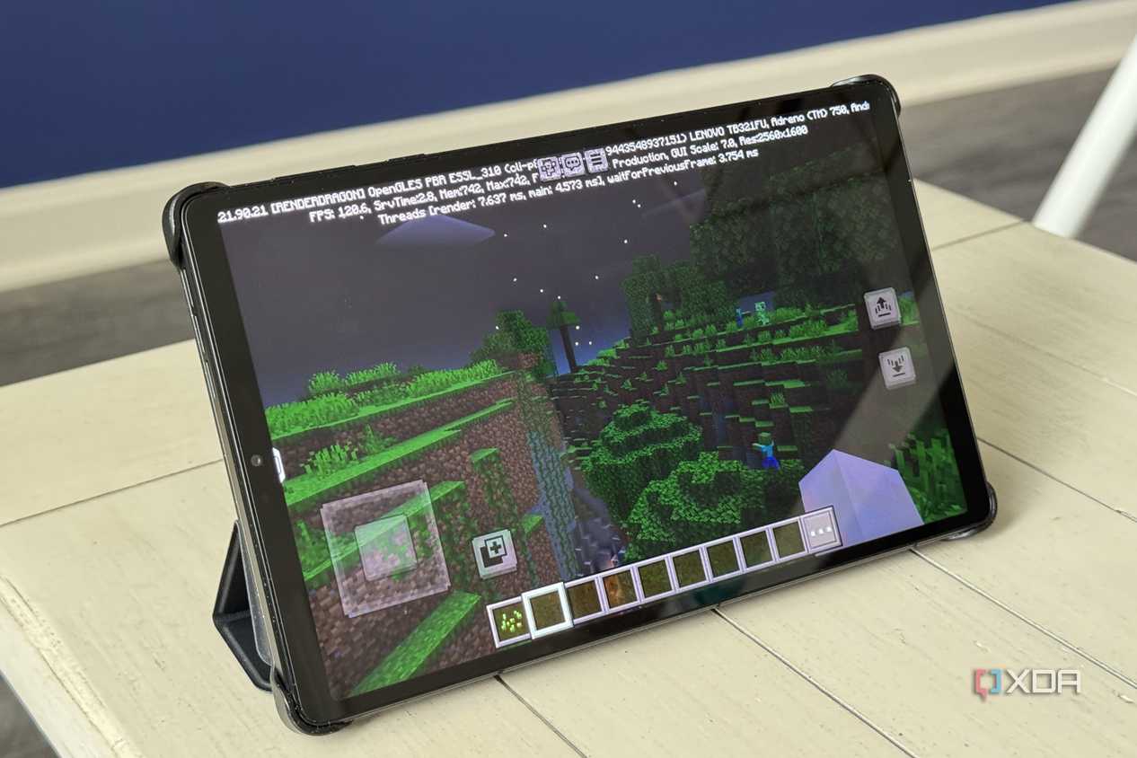 legion tab gen 3 displaying minecraft