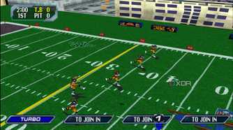 A gameplay screenshot on the field in NFL Blitz 2000.