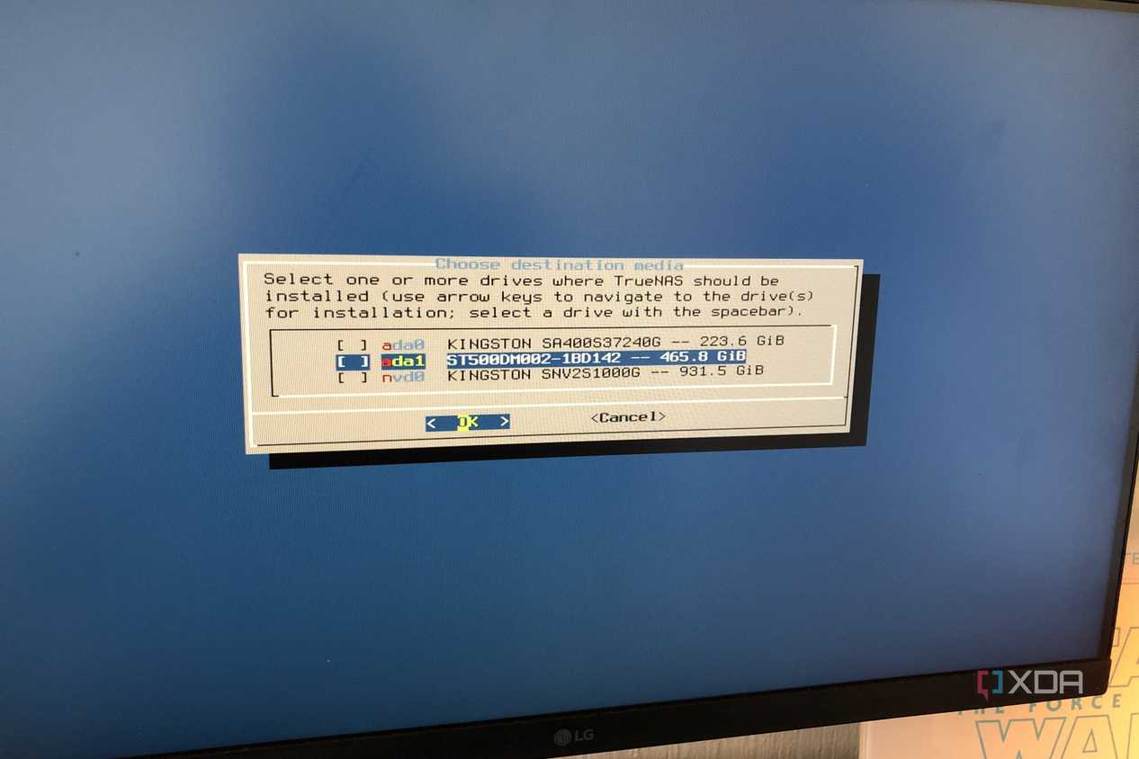 Select TrueNAS install destination