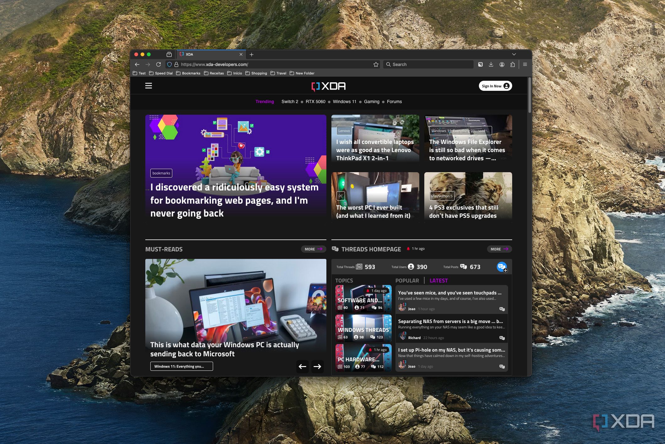 Screenshot of Waterfox on macOS displaying the XDA homepage