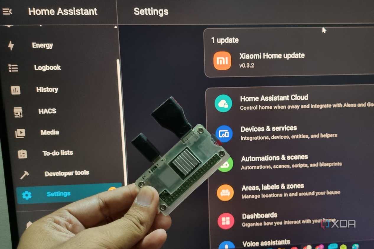 photo of a Windows 11 desktop with a raspberry pi zero2w with dietpi and home assistant