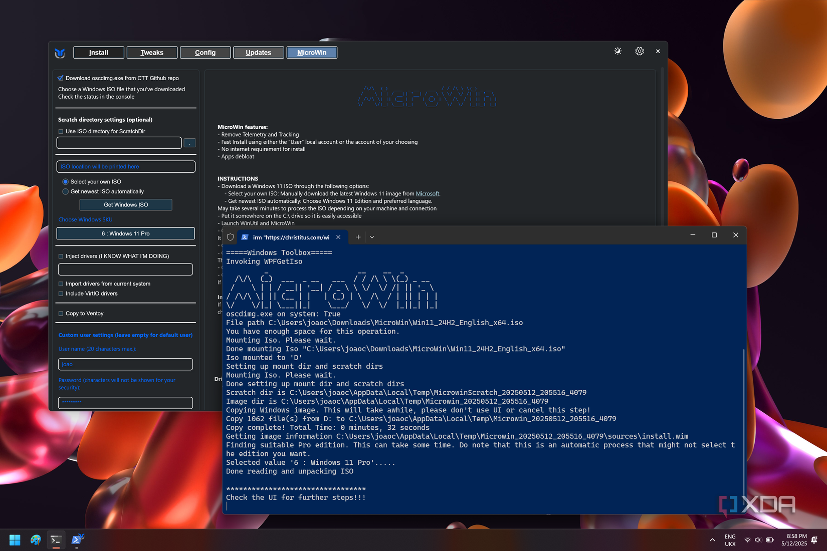 Captura de pantalla de la utilidad de Windows ejecutando la herramienta MicroWin para crear una ISO de Windows más ligera