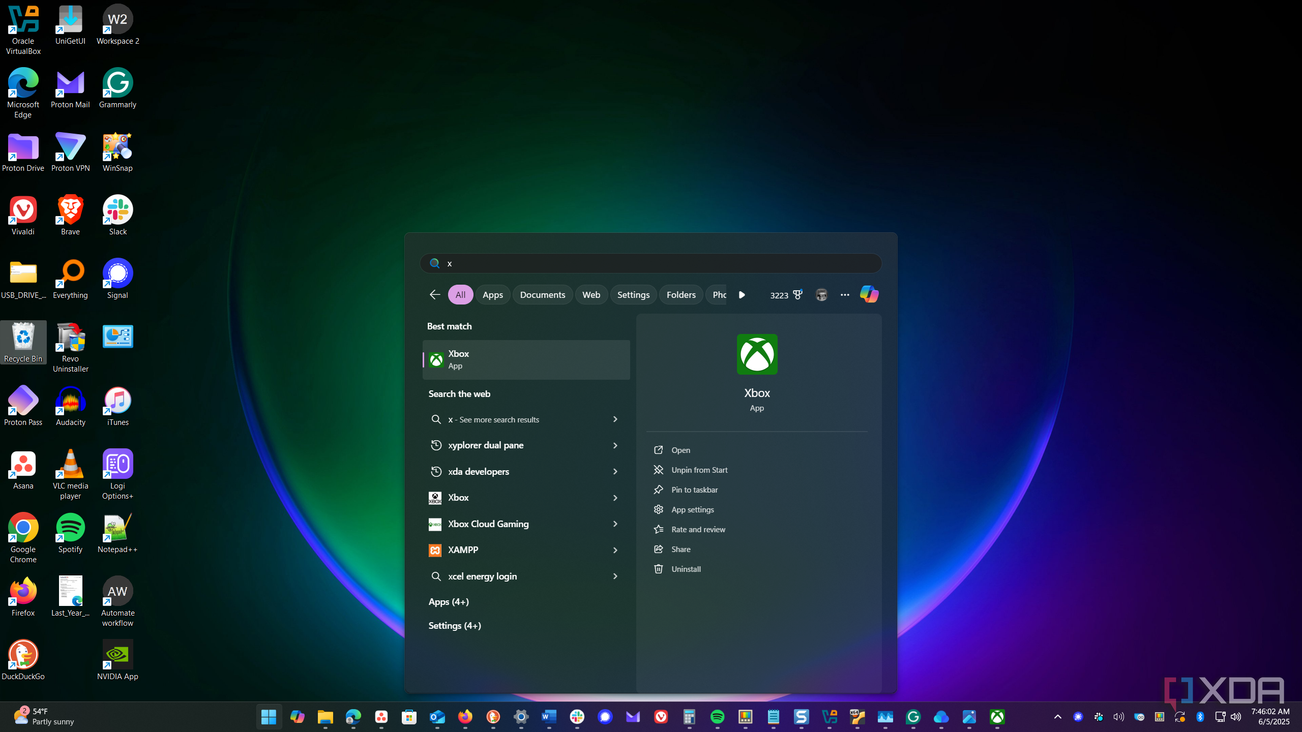 shows xbox app in start menu
