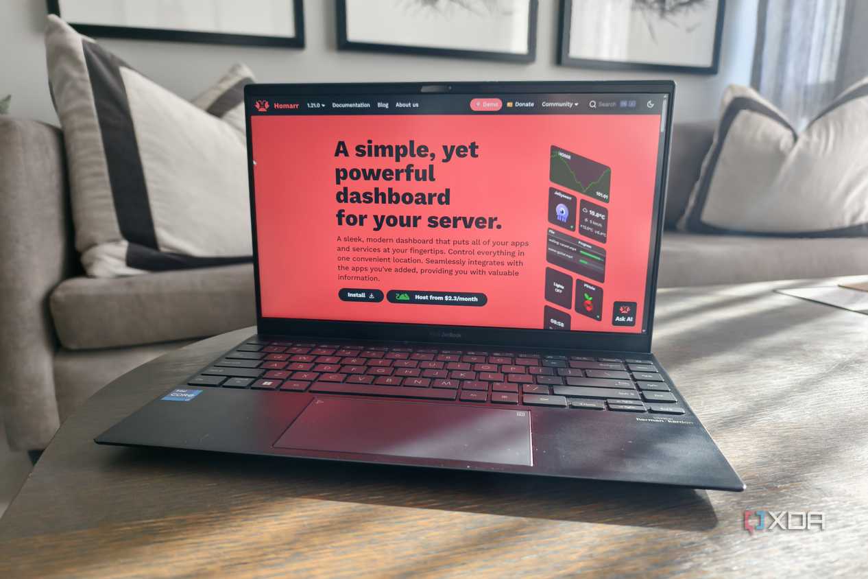 a laptop showing the homarr website