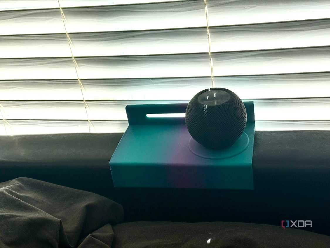 Custom headboard shelf for HomePod mini