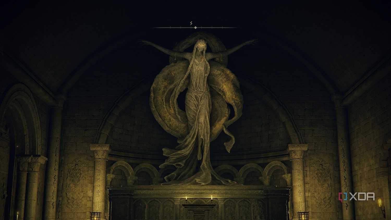 Queen Marika's statue in Elden Ring.