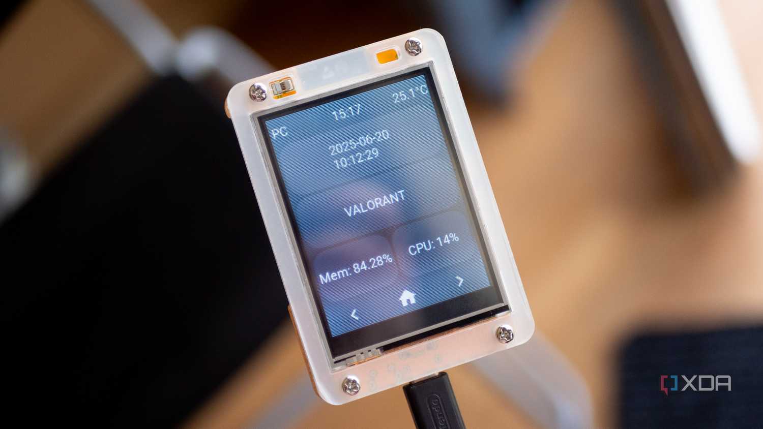 photo of an ESP32 CYD showing PC dashboard