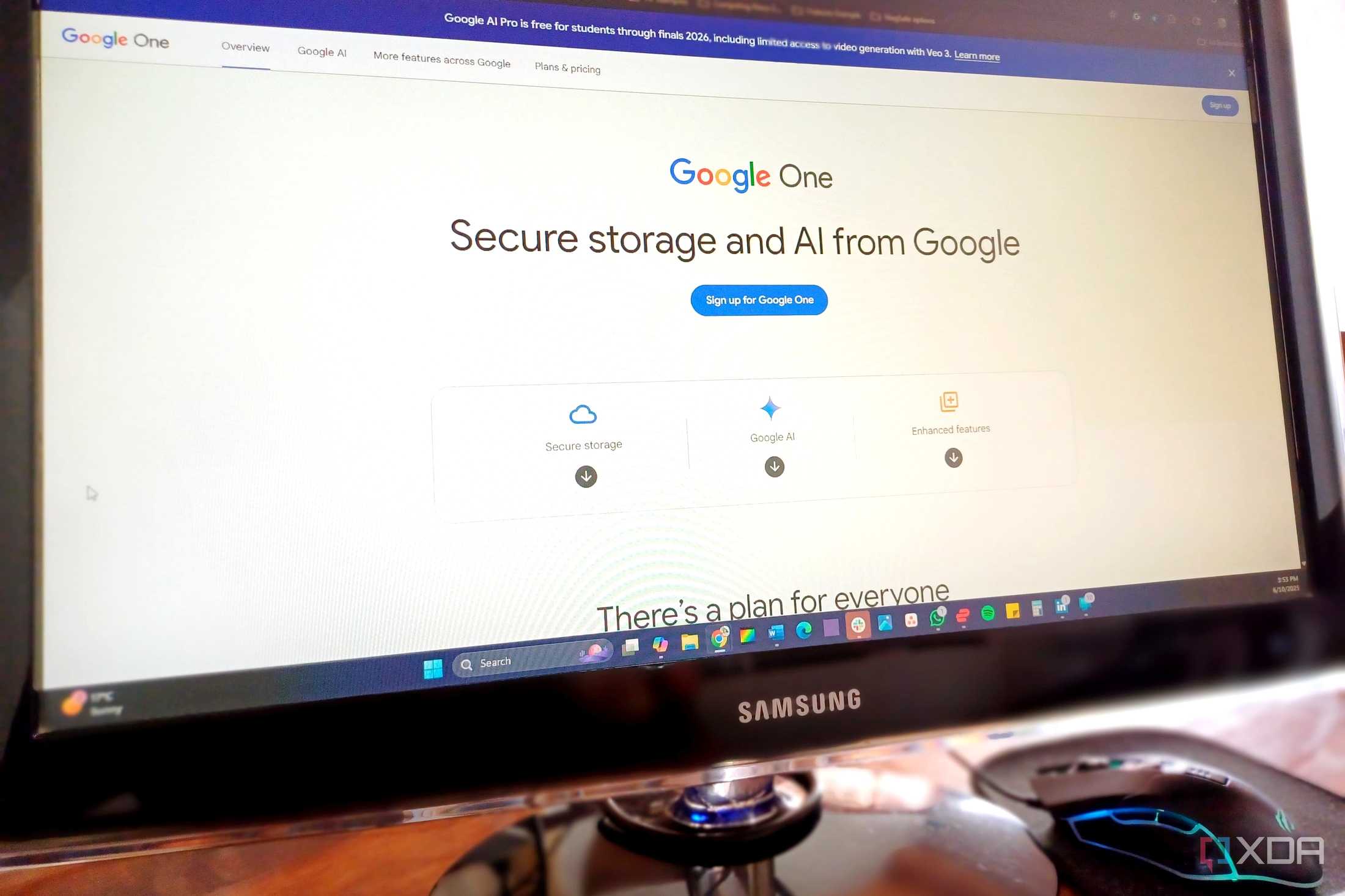 google one page on a monitor