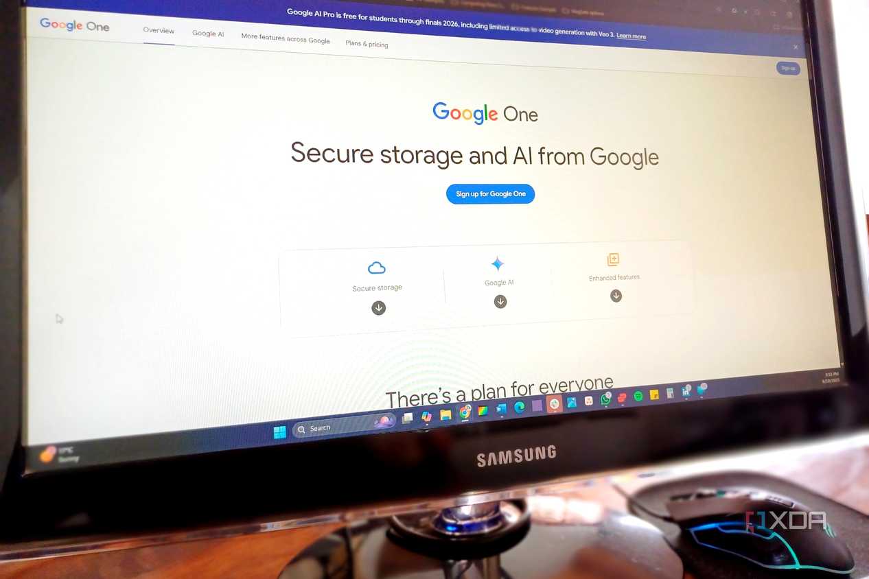 google one page on a monitor
