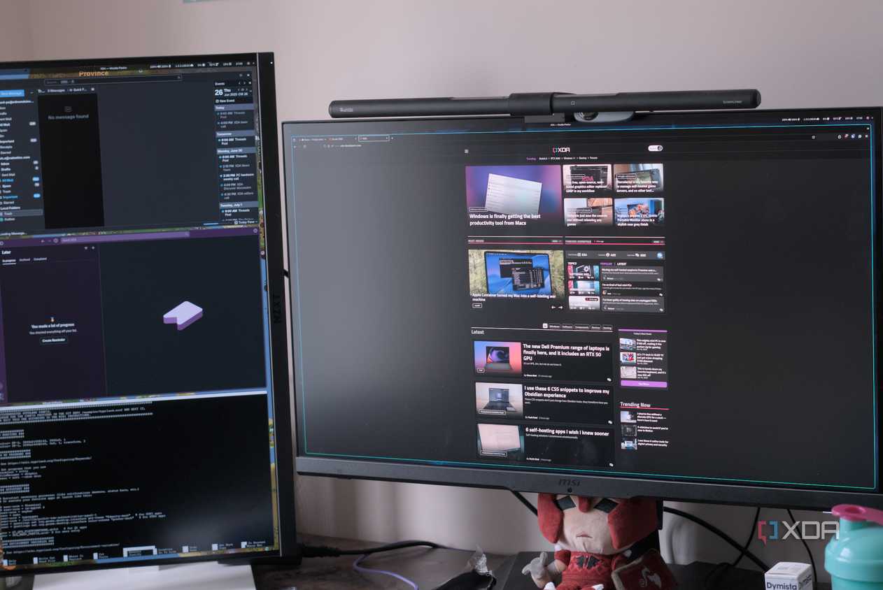 Multi-screen with a vertical configuration