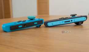 Side view showiing the connector on the Joy-Con and Joy-Con 2 controllers