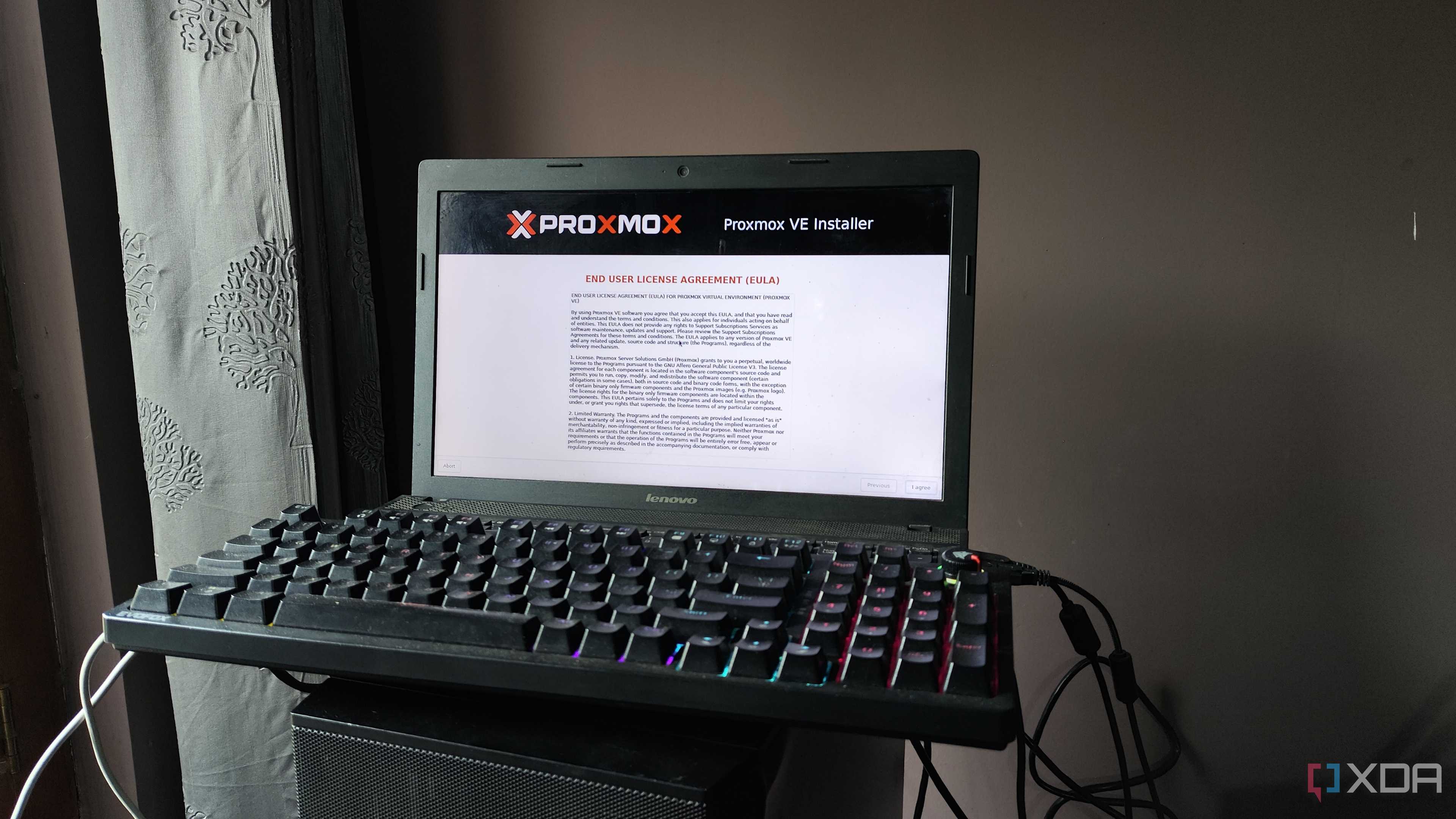 The Welcome screen when installing Proxmox