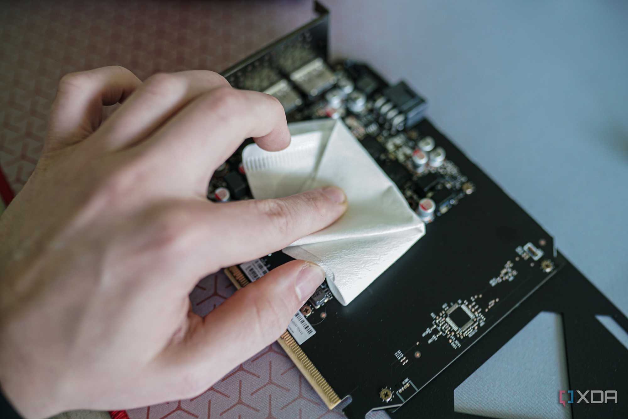 replace-gpu-thermal-paste-09